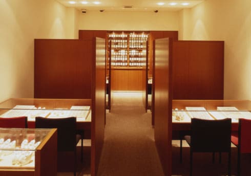 銀座ダイヤモンドシライシ 大宮店